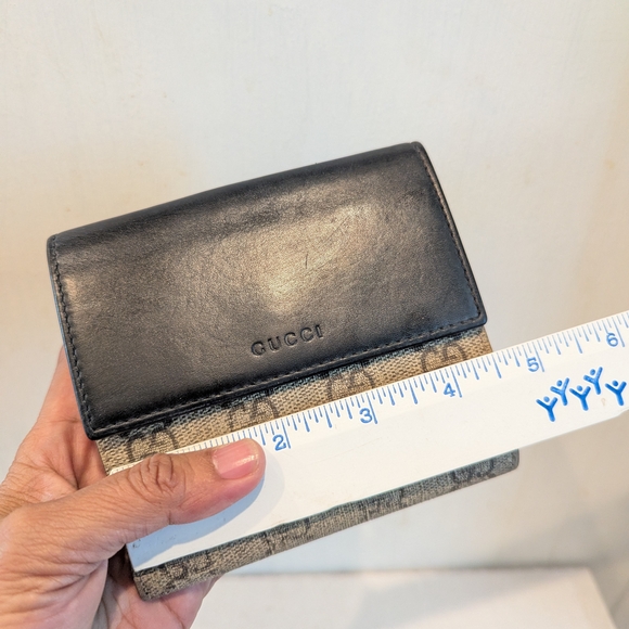 Gucci Black and Beige Wallet - Picture 12 of 12